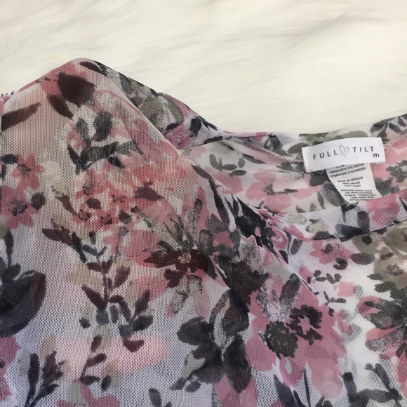 Full Tilt Floral Sheer Mesh Peplum Ruffle Top Med - Picture 4 of 8
